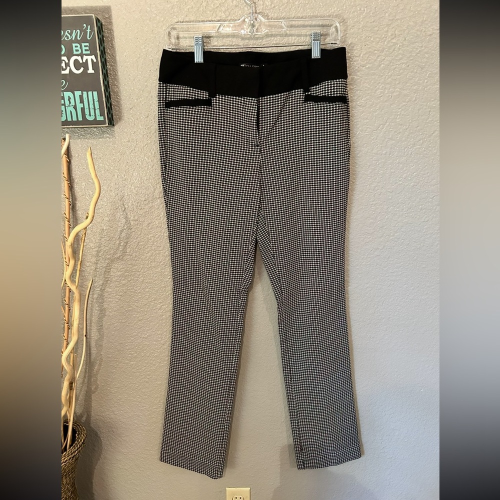 NY&Co Black and White Houndstooth Pants